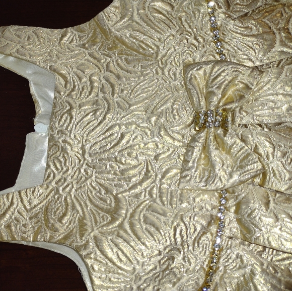 NWT Couture Princess  GOLD  TODDLER Girl Size 2T - Picture 4 of 8
